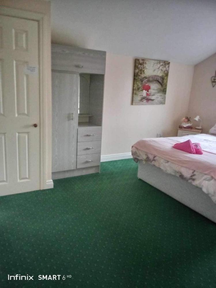 Edwards Cosy B&B กัลเวย์ ภายนอก รูปภาพ